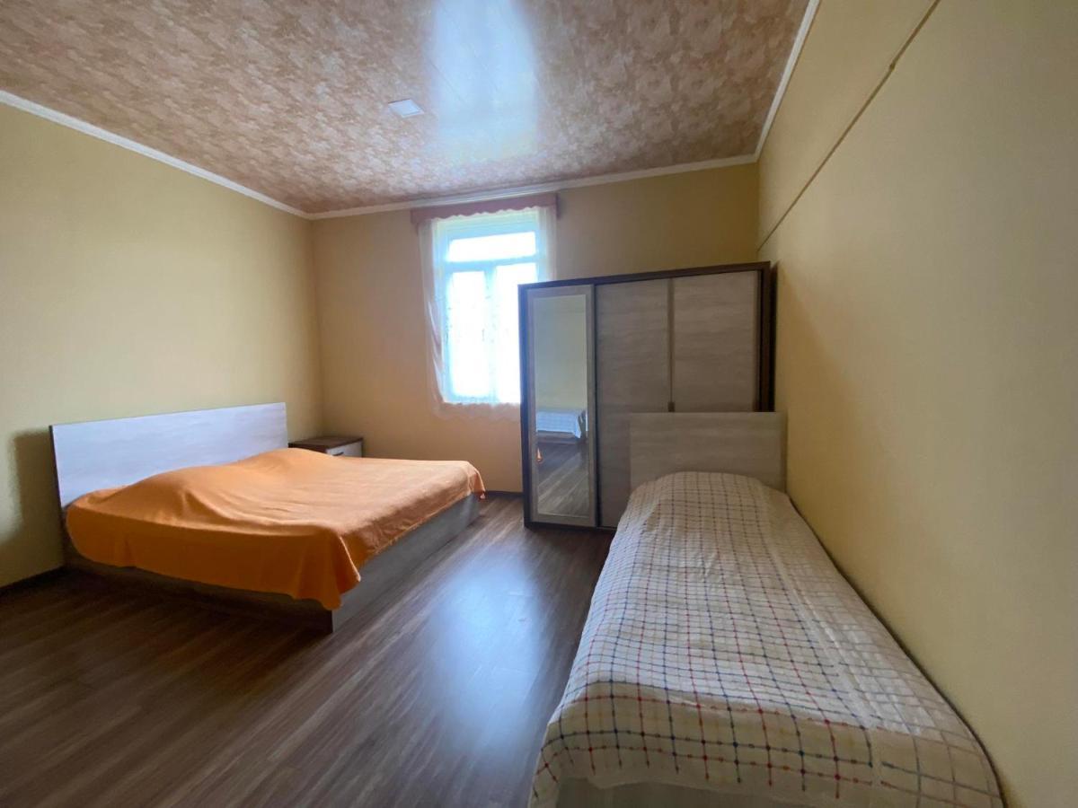 Natia Guest House Kobuleti ภายนอก รูปภาพ