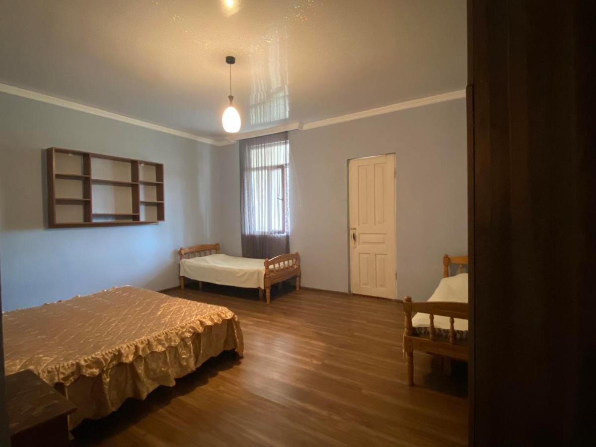 Natia Guest House Kobuleti ภายนอก รูปภาพ