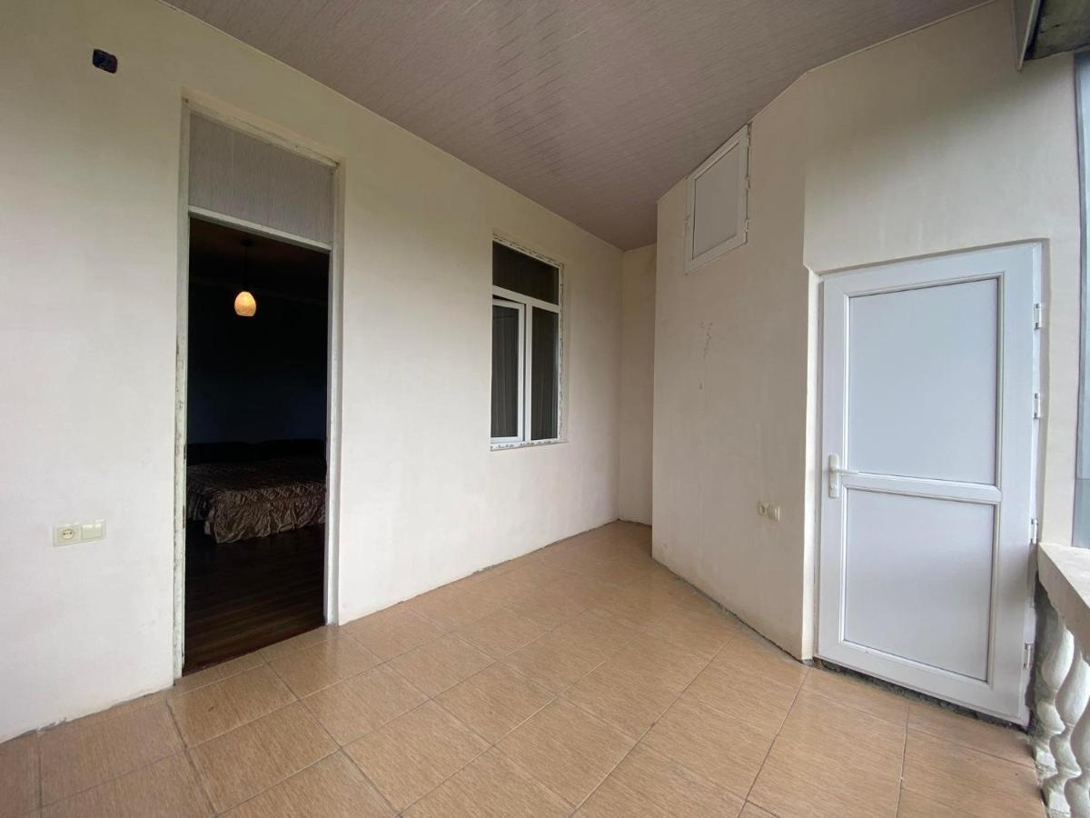 Natia Guest House Kobuleti ภายนอก รูปภาพ